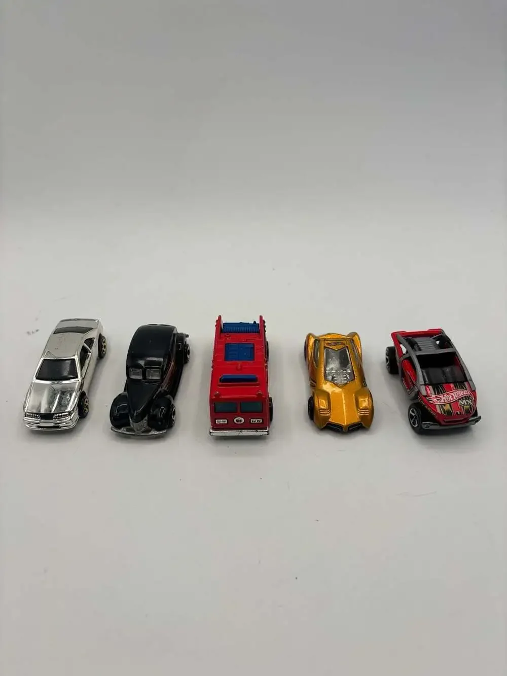 Lot of 5 Assorted Vintage Hot Wheels Die-Cast Toy Vehicles